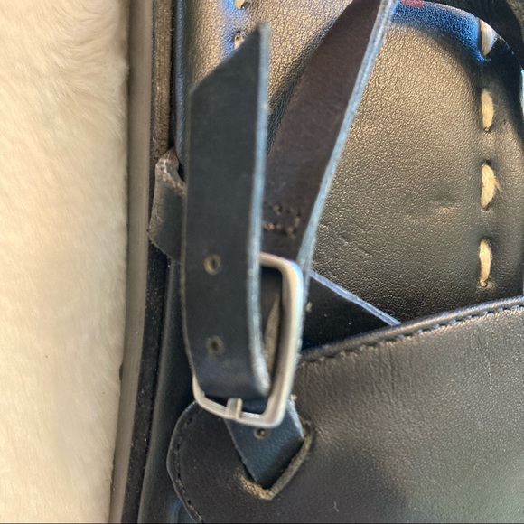 Tommy Hilfiger Black Sandal Slides - Picture 7 of 9